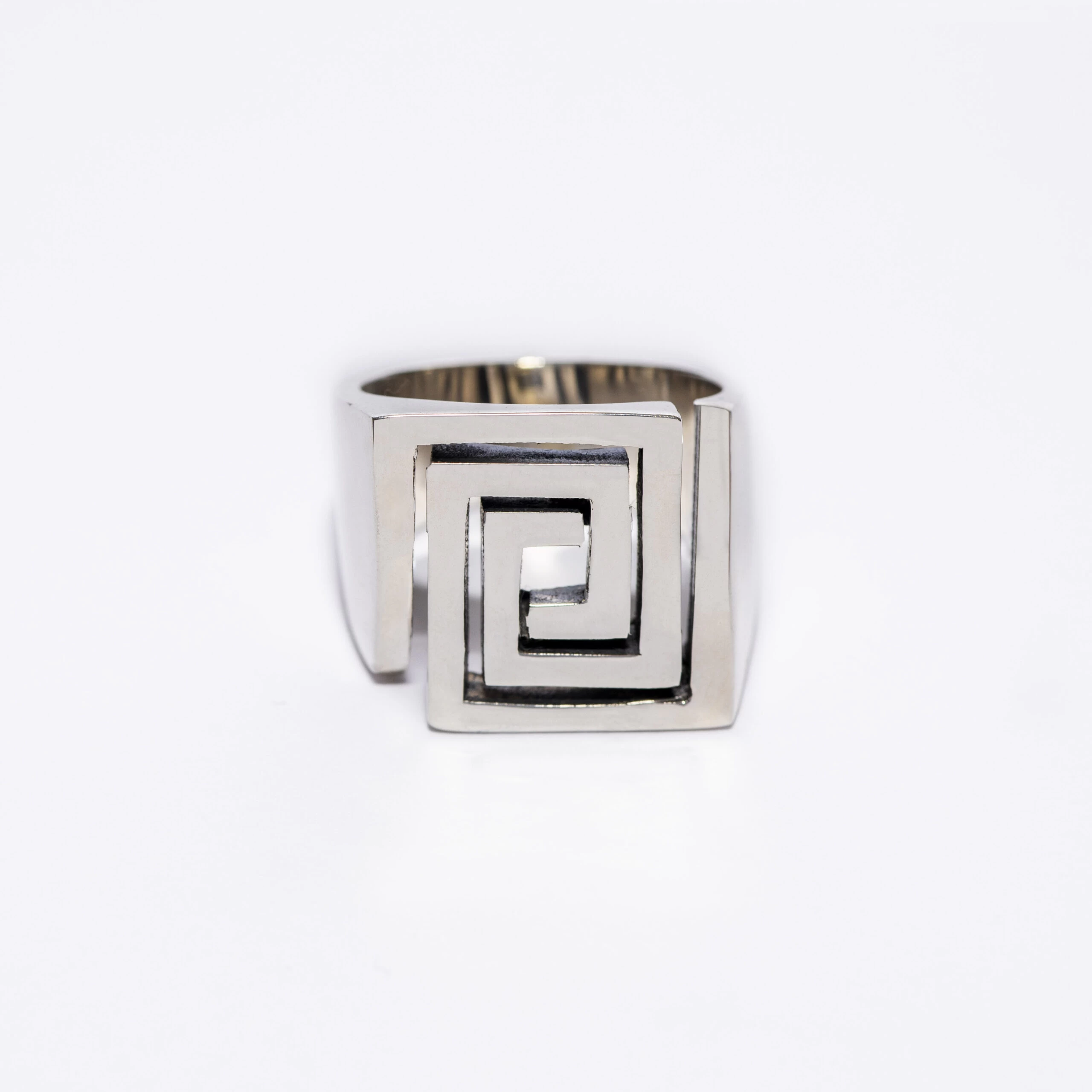 Anello Quadrato