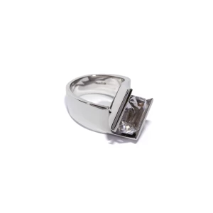 Anello in Oro Bianco e Hydenite