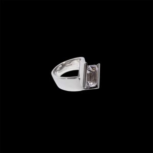 Anello in Oro Bianco e Hydenite
