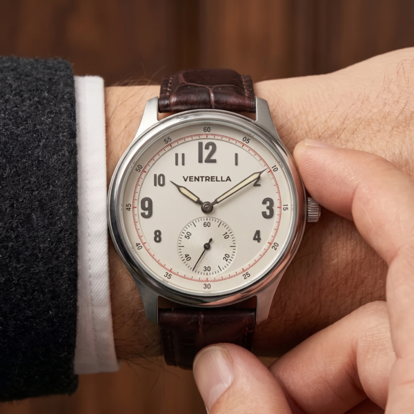 Orologio Carica Manuale bianco indossato
