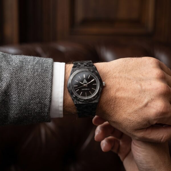 Orologio in Cellulosa indossato