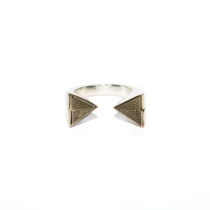 Anello Contrariè